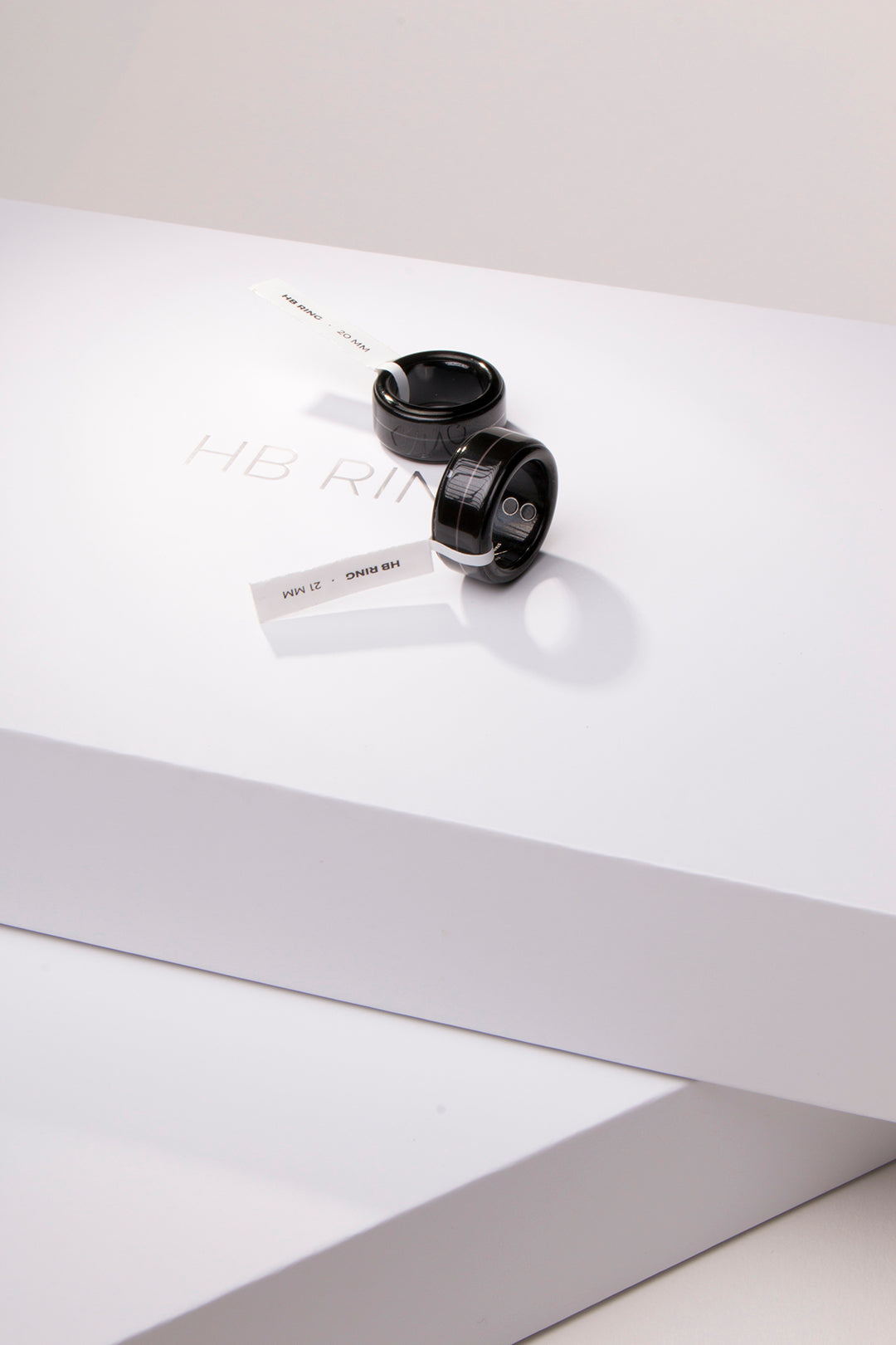 HB Ring Jet Black - Cream